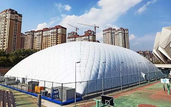 气膜建筑在体育行业的优势？(图1)